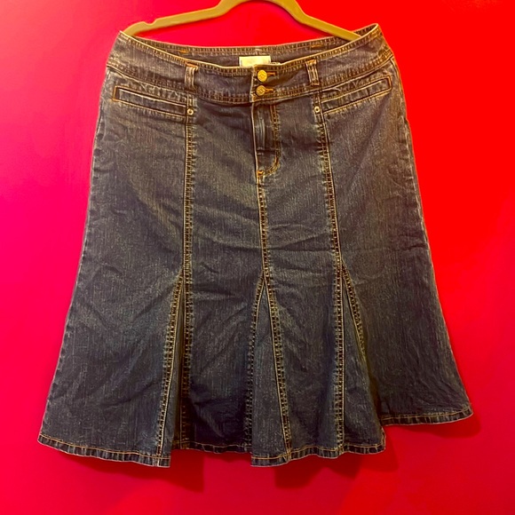 FDJ Denim pleated skirt size 12 - Picture 1 of 3